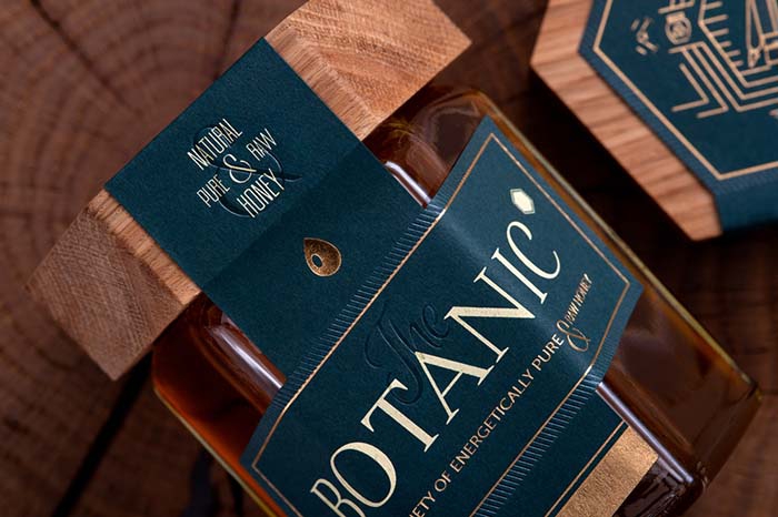 2-Botanic-world-brand-design