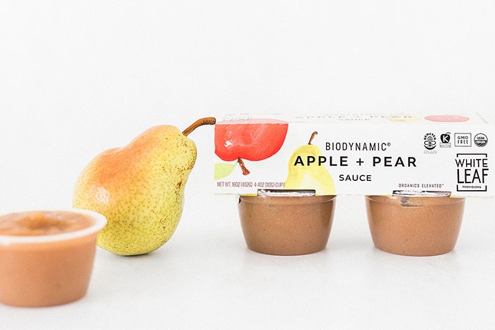 white-leaf-baby-food-packaging-brand-identity3@2x white-leaf-baby-food-packaging-brand-identity3@2x