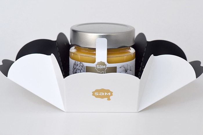 DesignCompany-ArcticRawHoneyGiftBox7