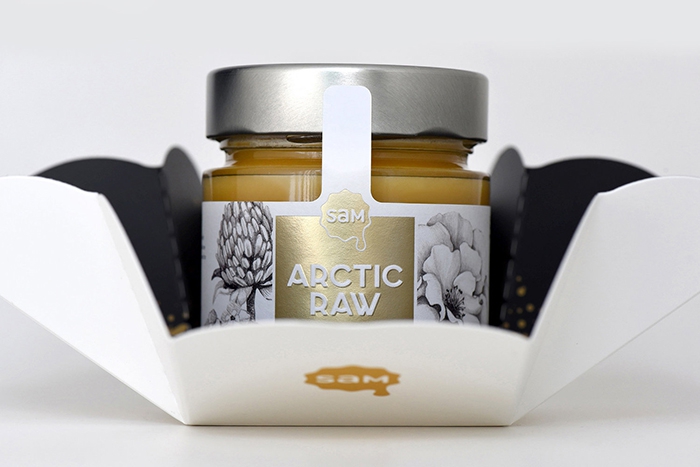 DesignCompany-ArcticRawHoneyGiftBox8