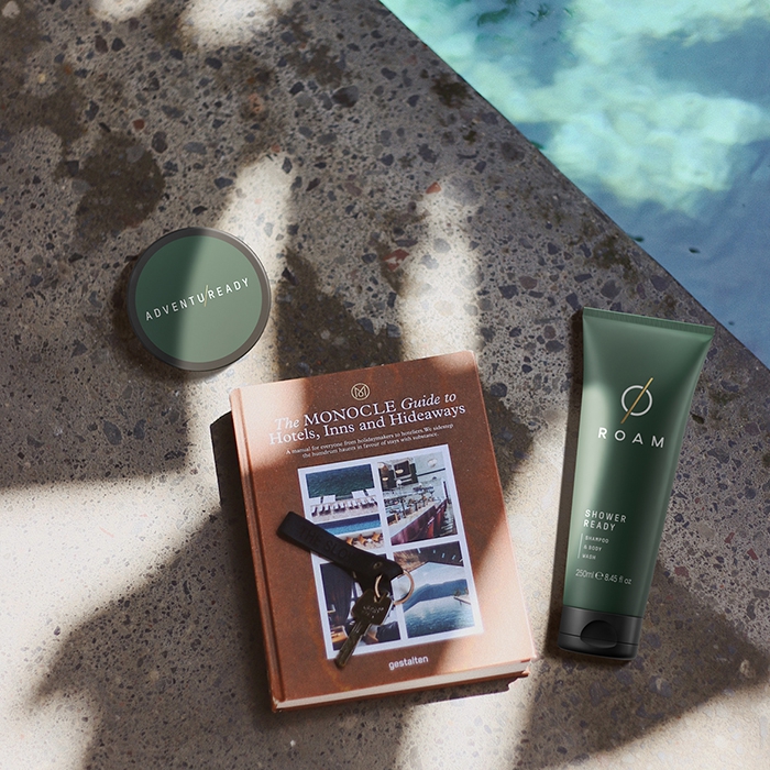 8-Roam_TubeTub_Poolside 8-Roam_TubeTub_Poolside