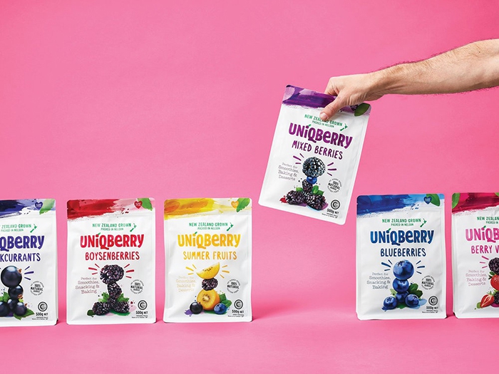 onfire-design-uniqberry-frozen-berry-packaging-design-2