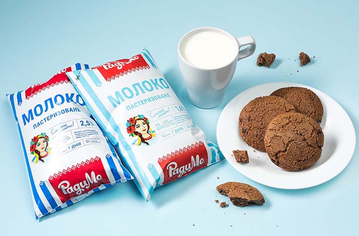 VTG-RadyMo-03-Milk-Cookies