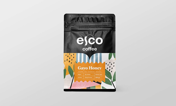 03-Esco-Pouch-Gayo