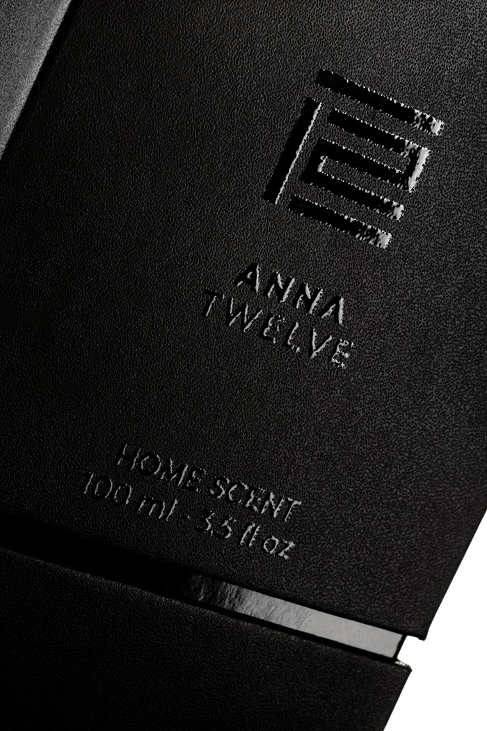 Anna Twelve (5) Anna Twelve (5)