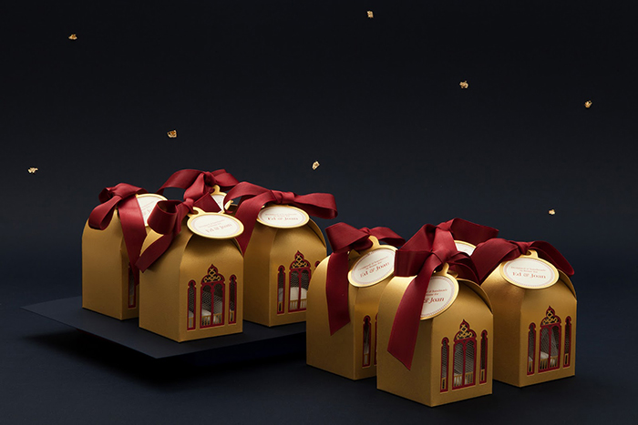 GOLDEN-SOUVENIRS-08